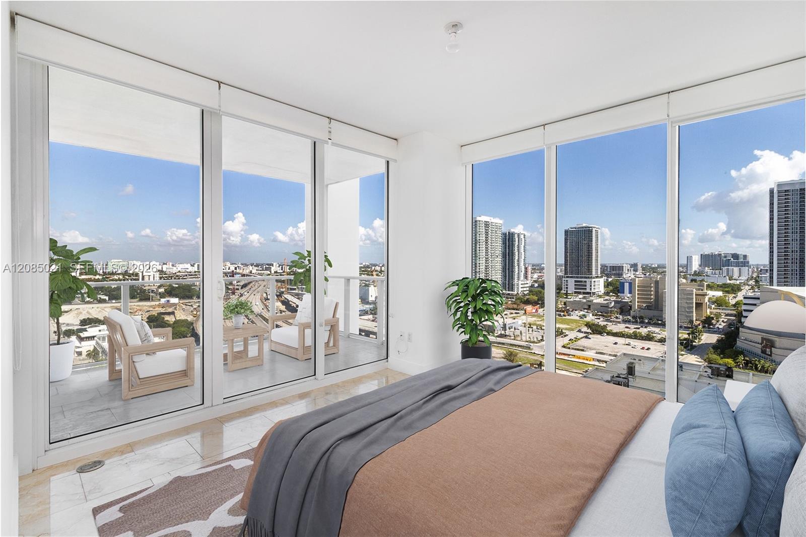 1040 Biscayne Boulevard 1806 Property Photo 5