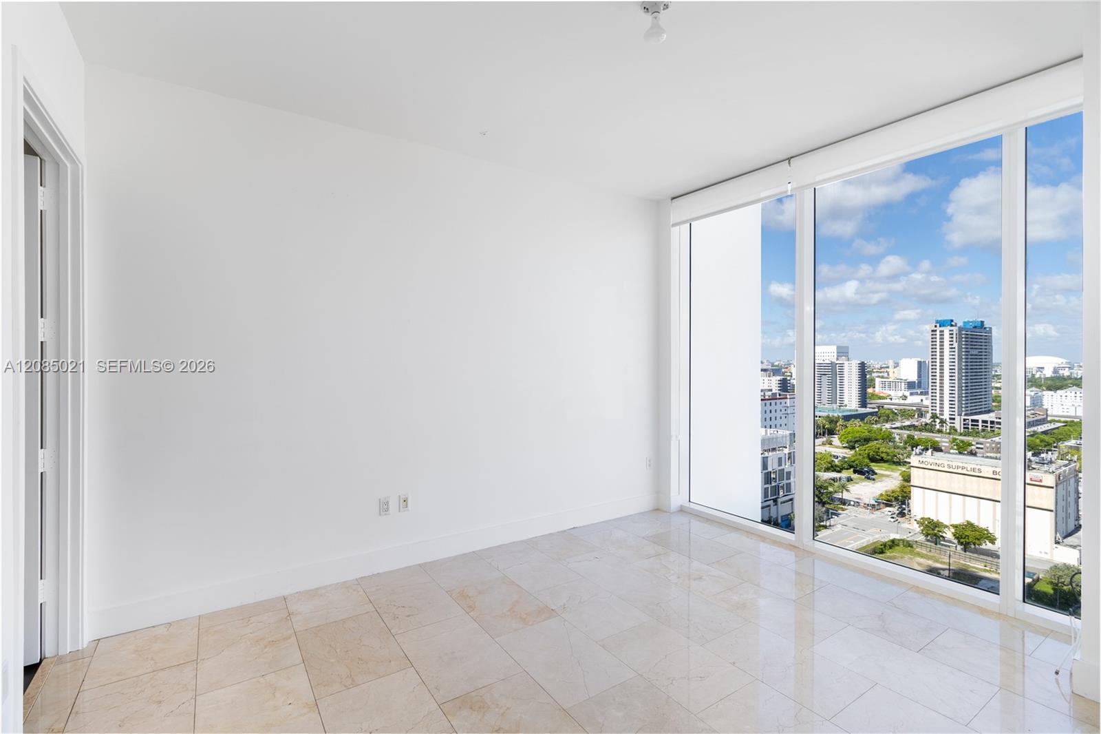 1040 Biscayne Boulevard 1806 Property Photo 72
