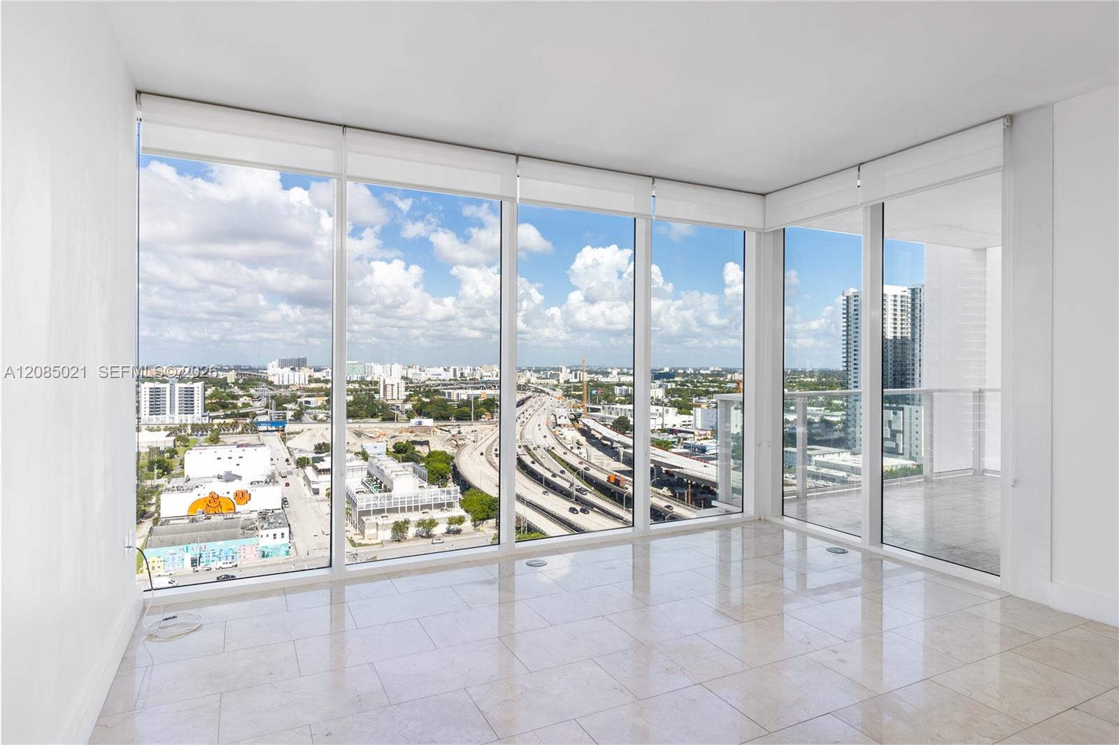 1040 Biscayne Boulevard 1806 Property Photo 84