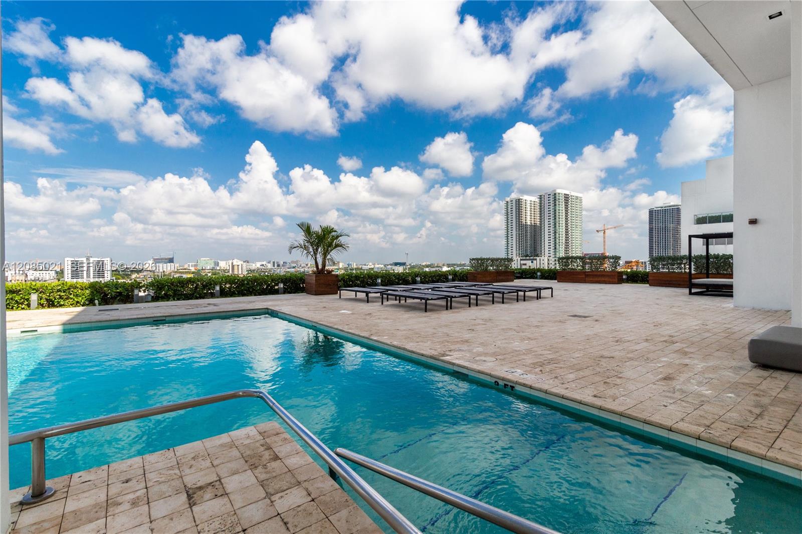 1040 Biscayne Boulevard 1806 Property Photo 98