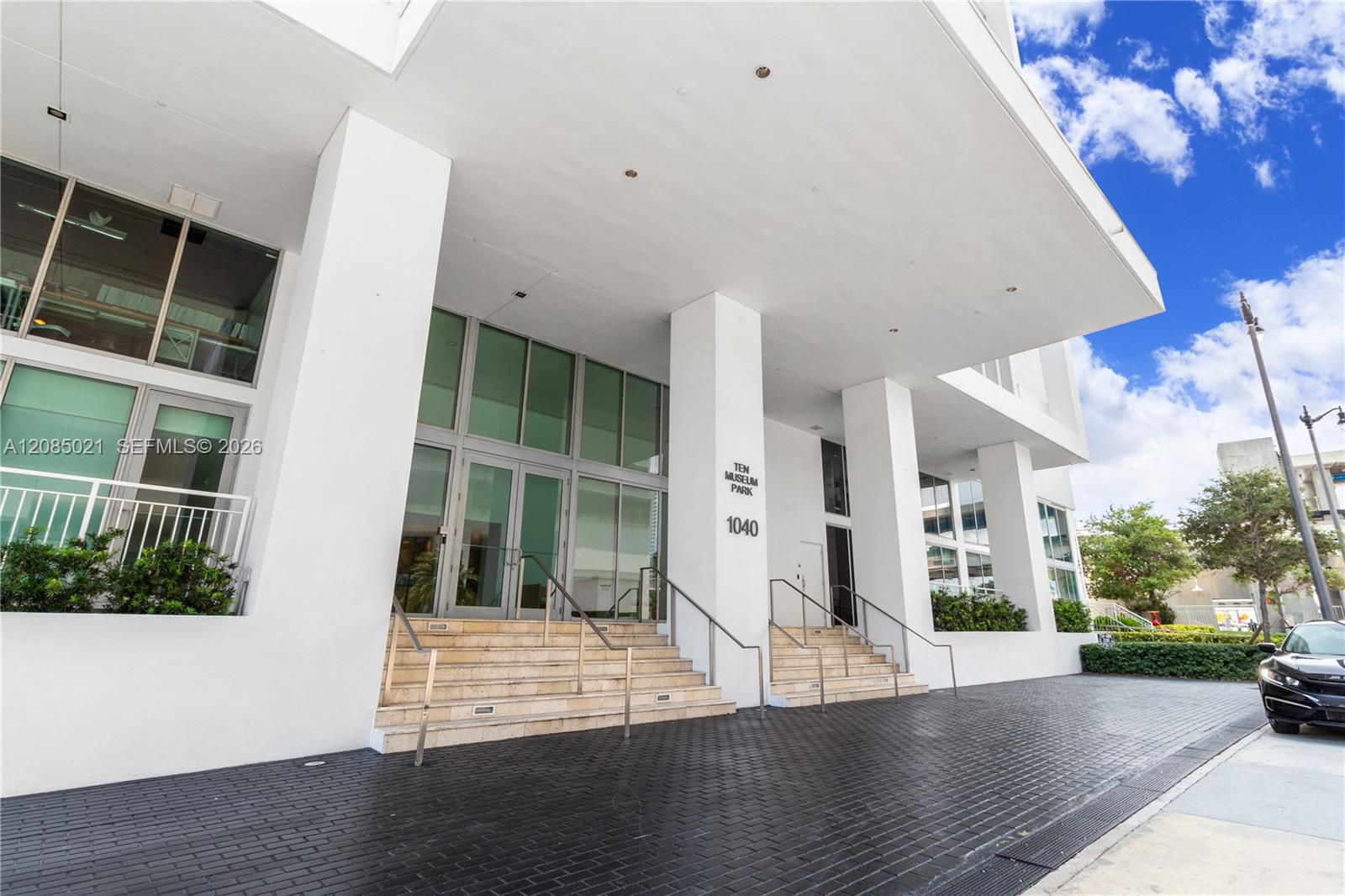 1040 Biscayne Boulevard 1806 Property Photo 128