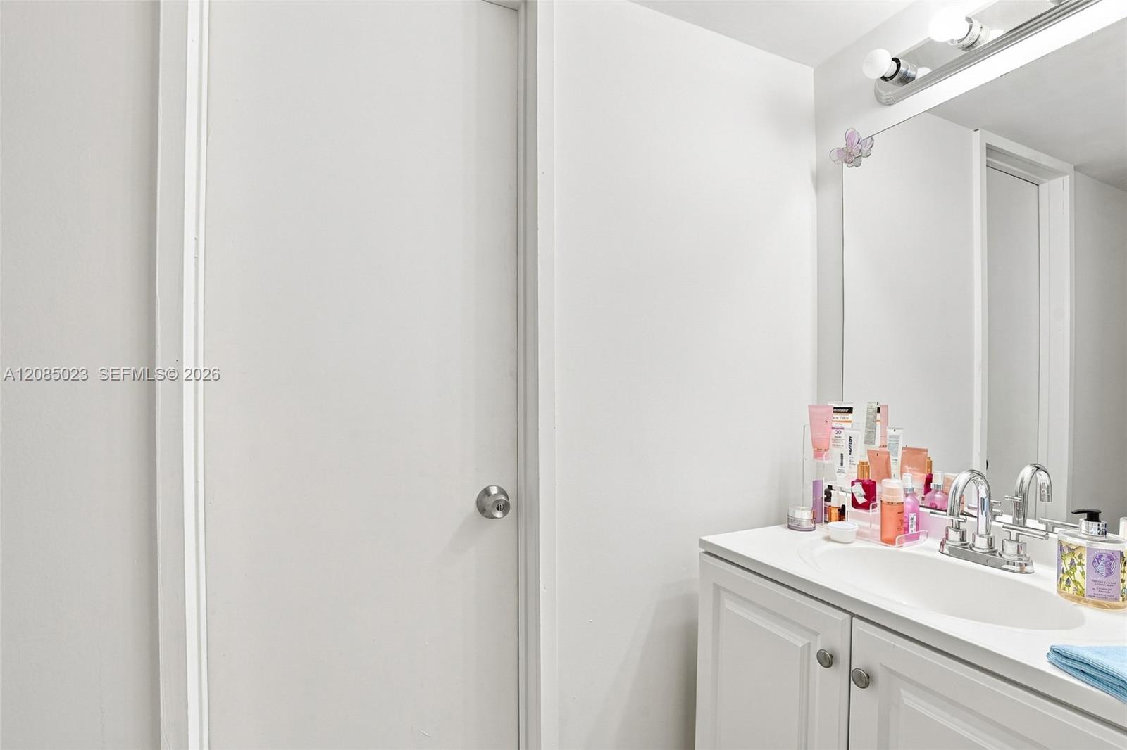1031 Adams Avenue 1031c Property Photo 14