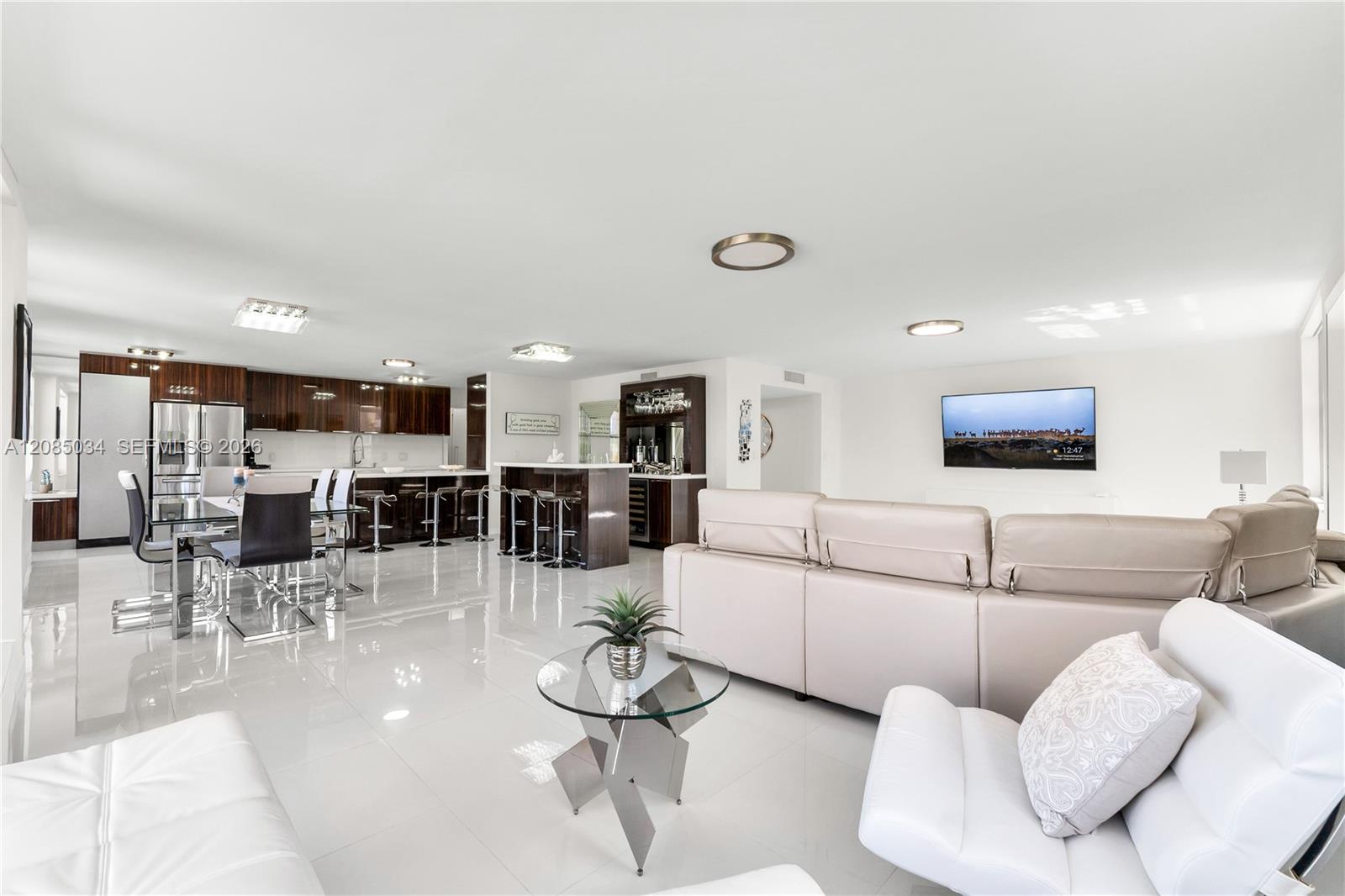 1920 S Ocean Drive 3a Property Photo 11