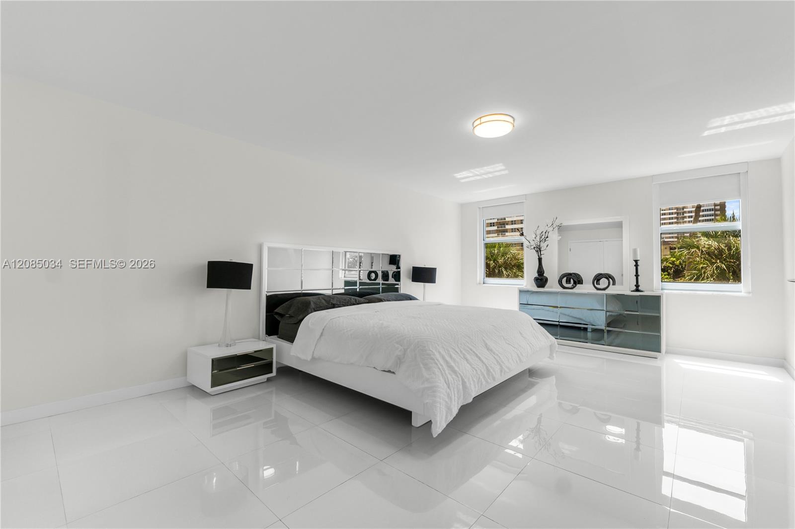 1920 S Ocean Drive 3a Property Photo 23