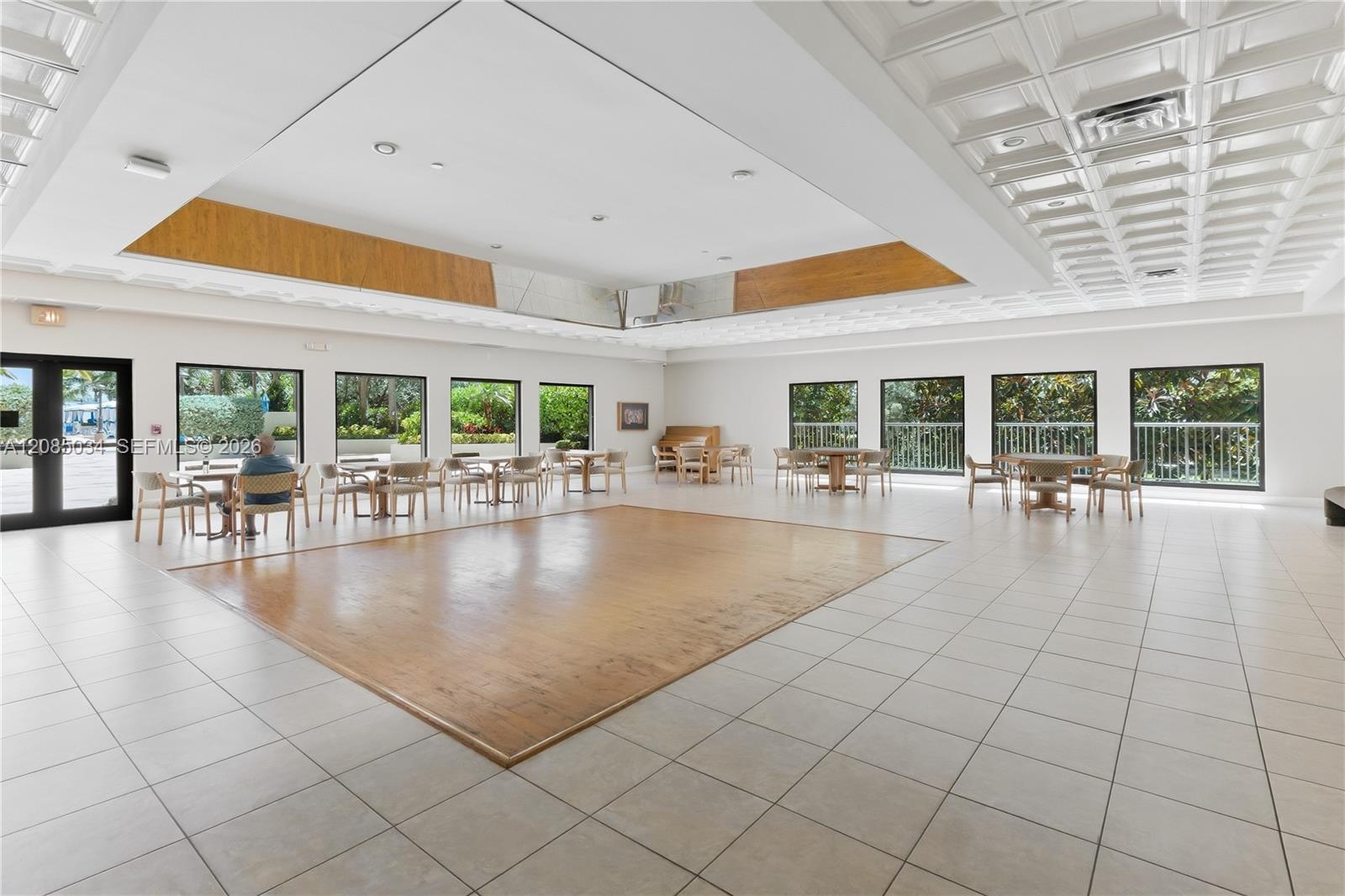 1920 S Ocean Drive 3a Property Photo 41