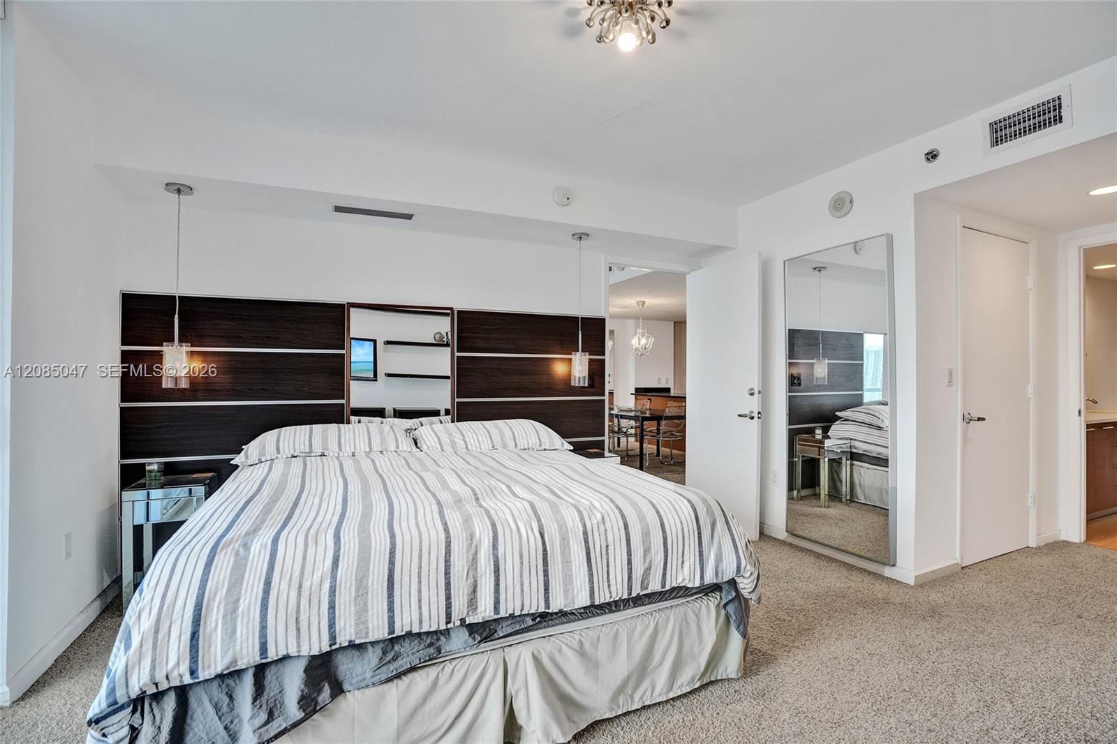 50 Biscayne Boulevard 2801 Property Photo 14