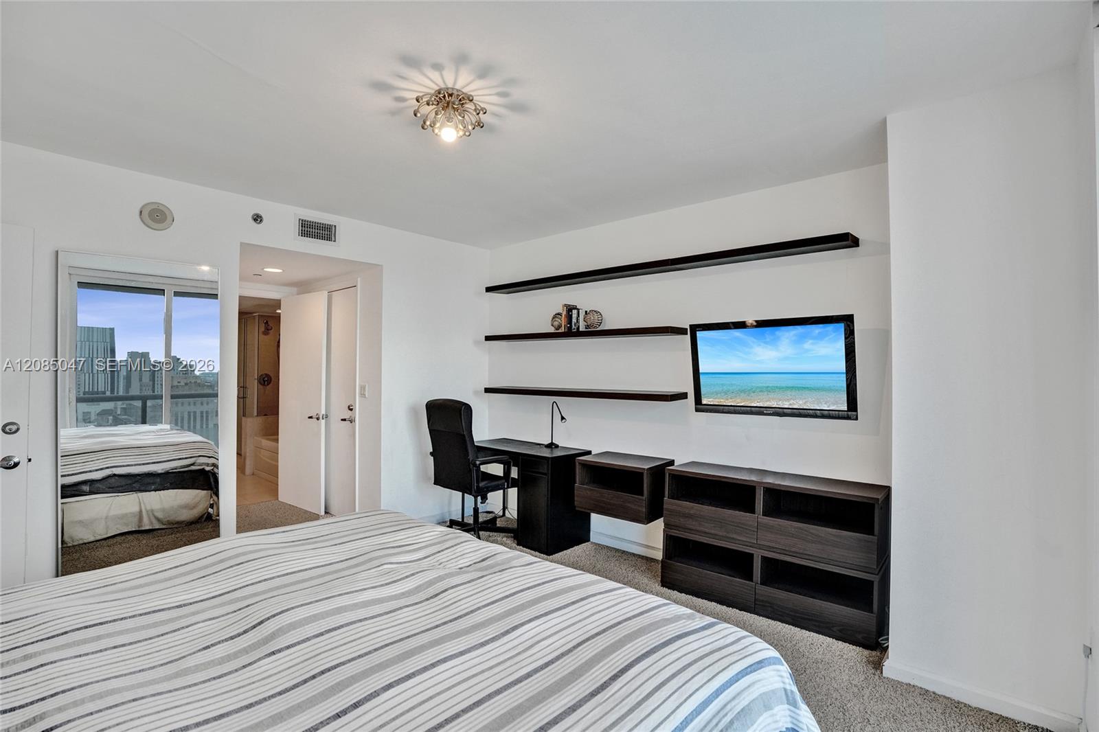 50 Biscayne Boulevard 2801 Property Photo 15