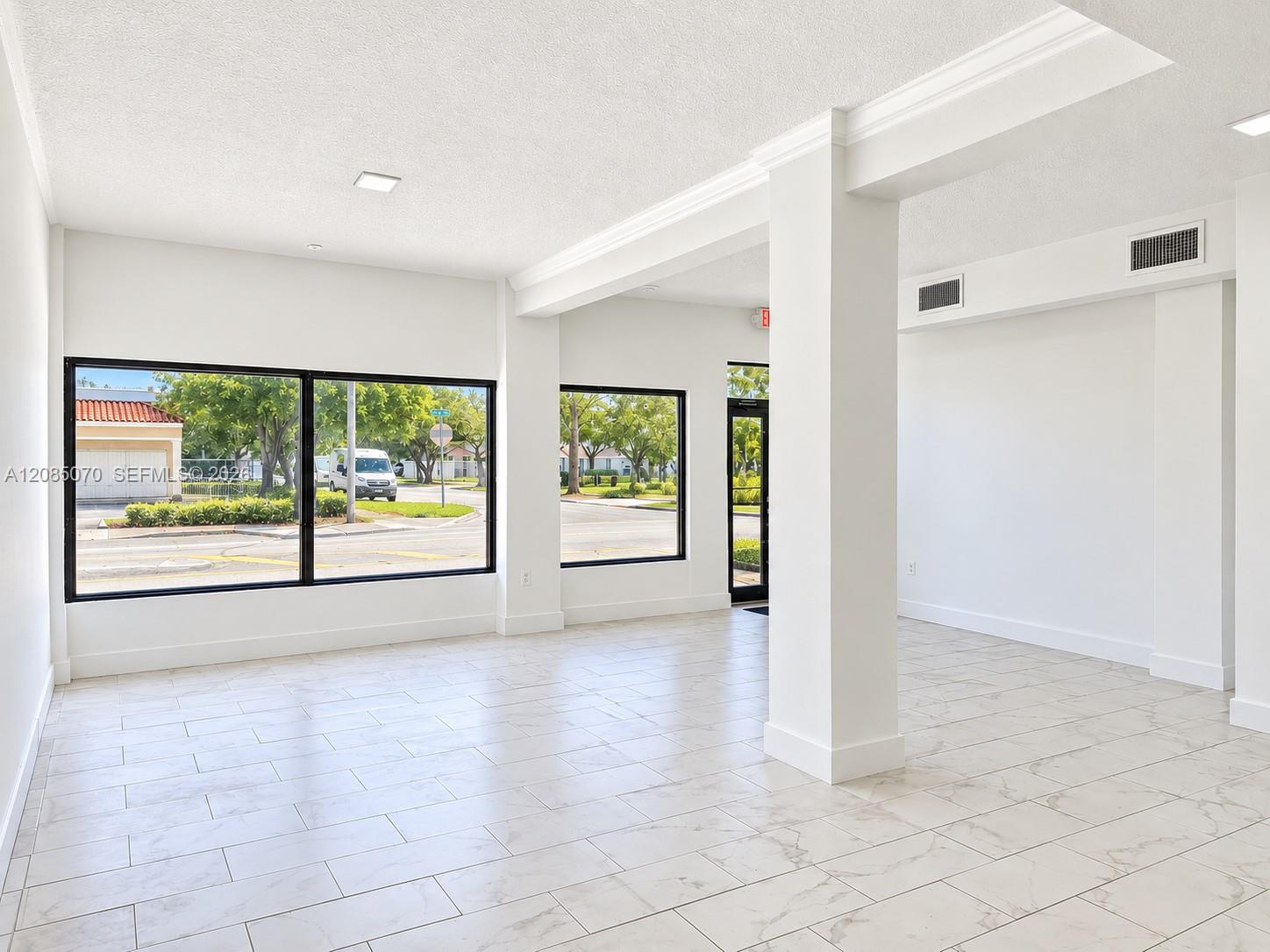 1602 Palm Avenue Property Photo 3