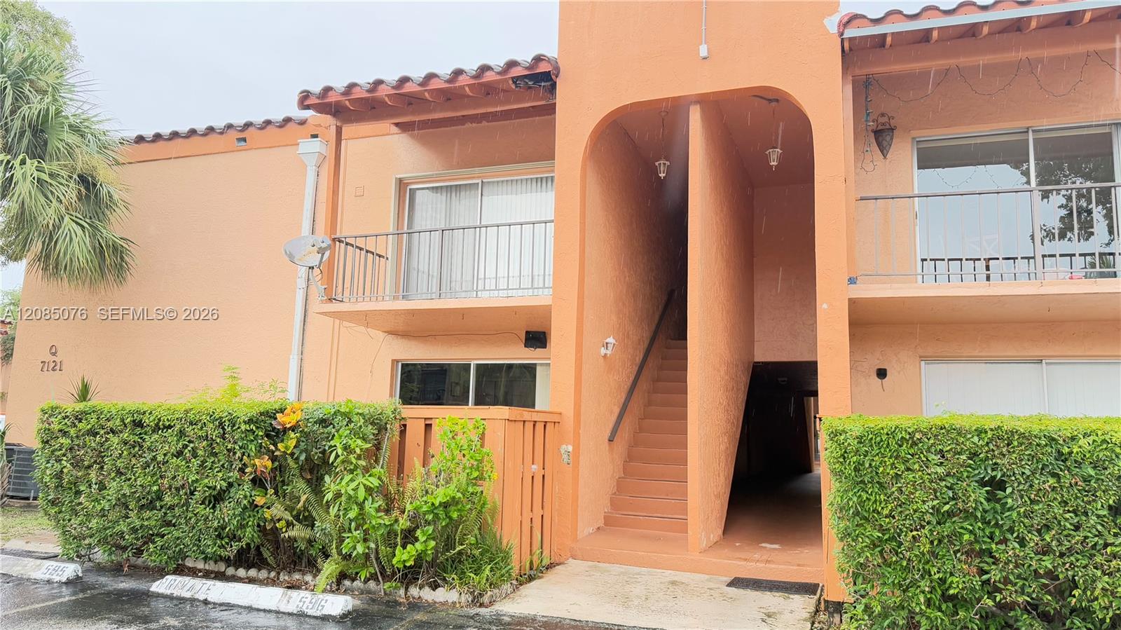 7121 Miami Lakes Drive Q8 Property Photo 1
