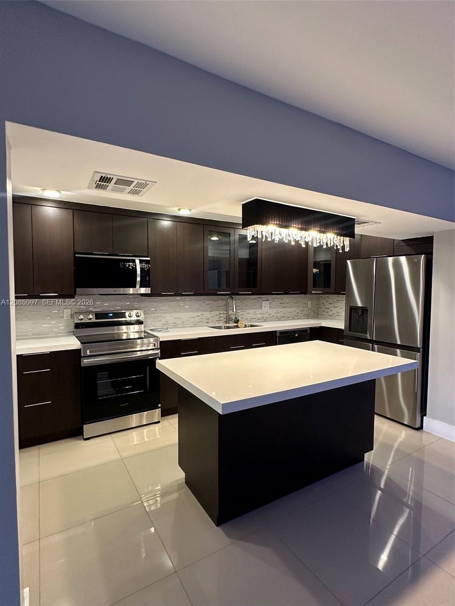 A12085097 Property Photo 2