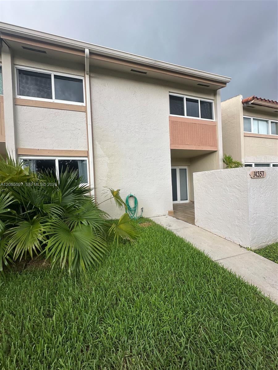 A12085097 Property Photo 3