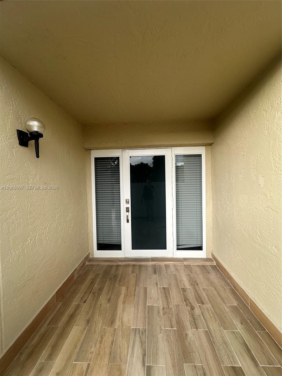 A12085097 Property Photo 4