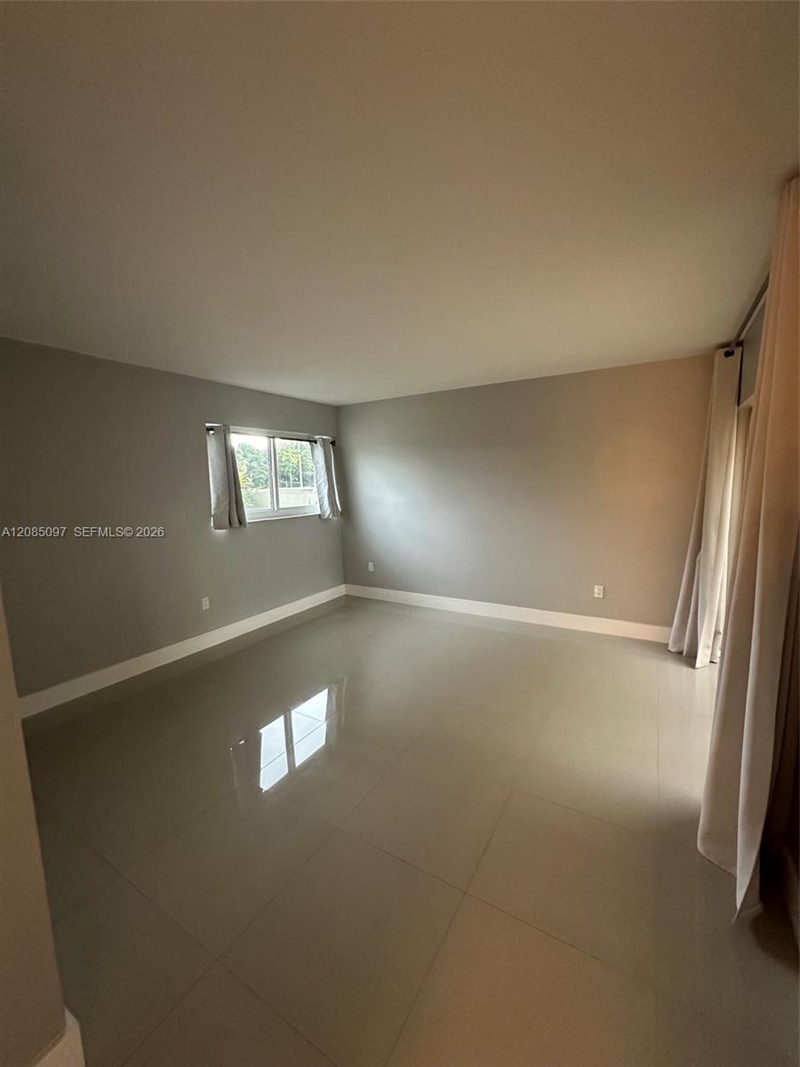 A12085097 Property Photo 7