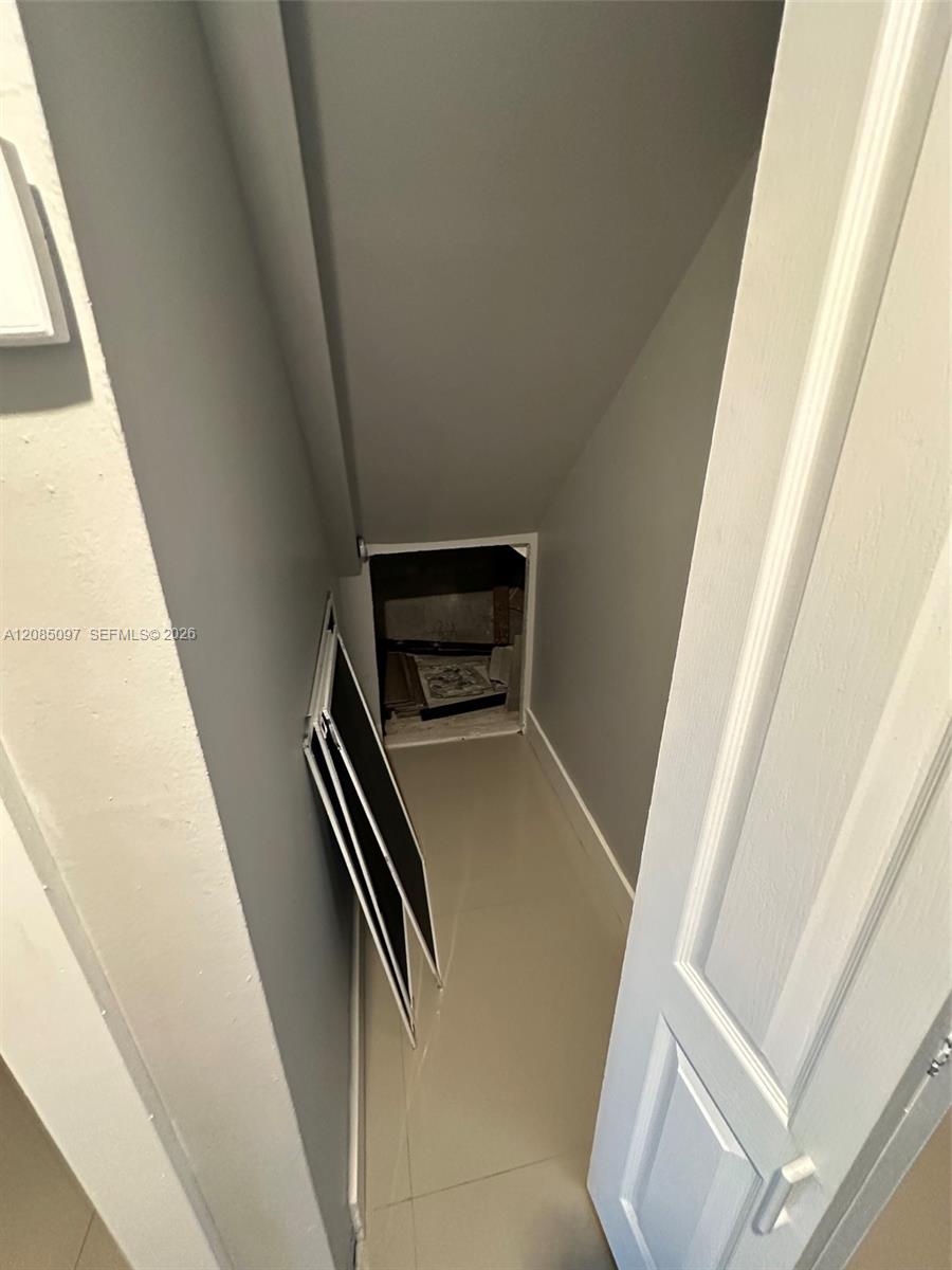 A12085097 Property Photo 12