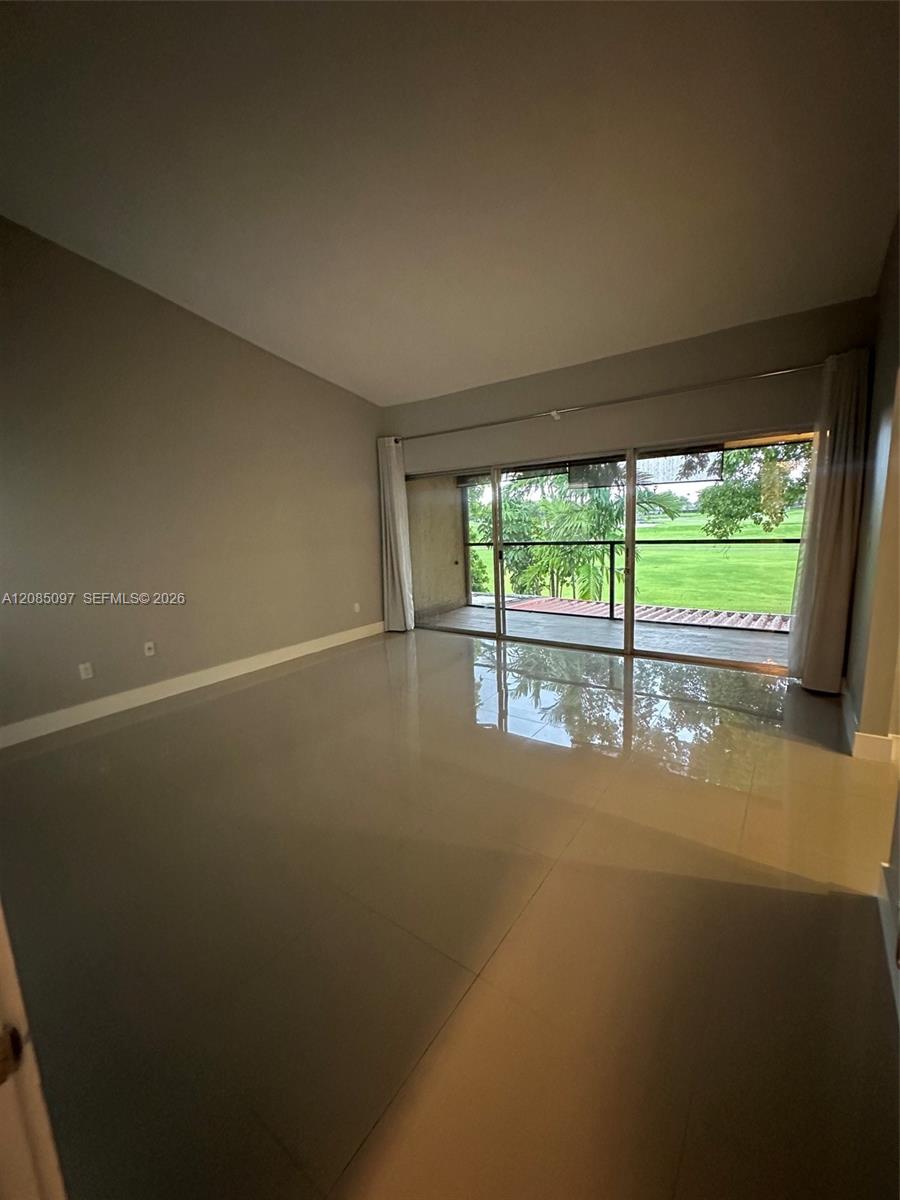 A12085097 Property Photo 39