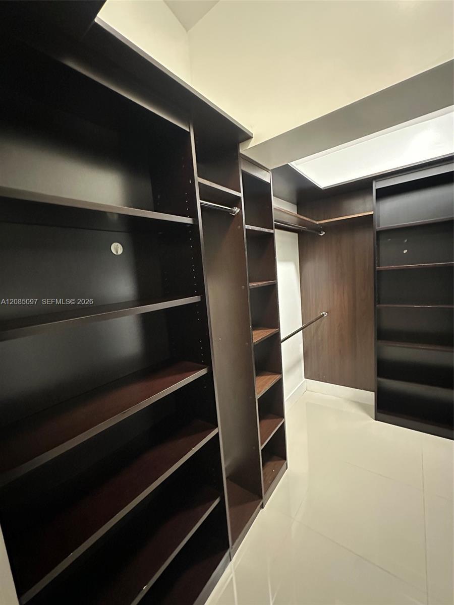A12085097 Property Photo 47