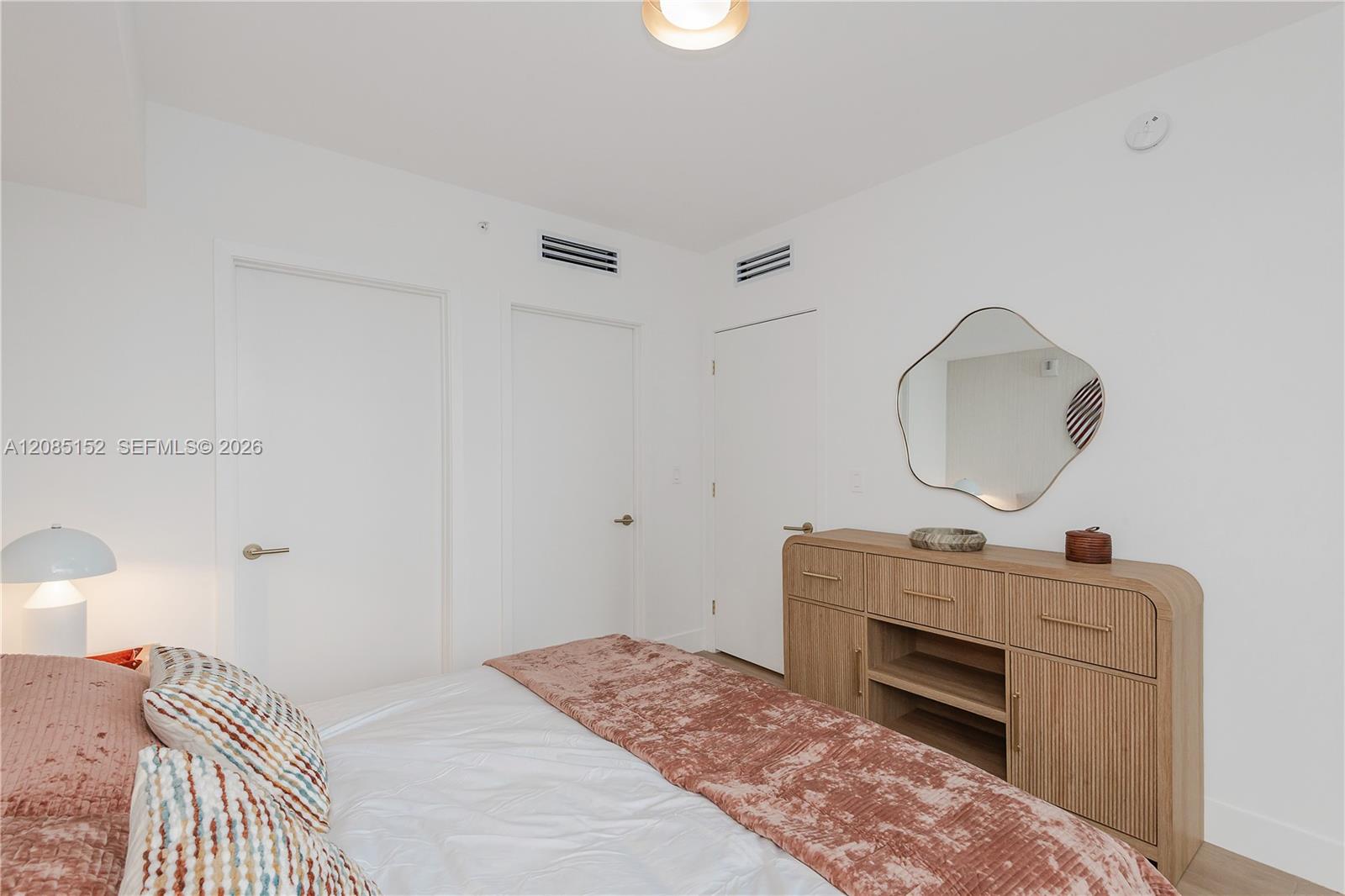 90 Ne 32nd Street 808 Property Photo 15