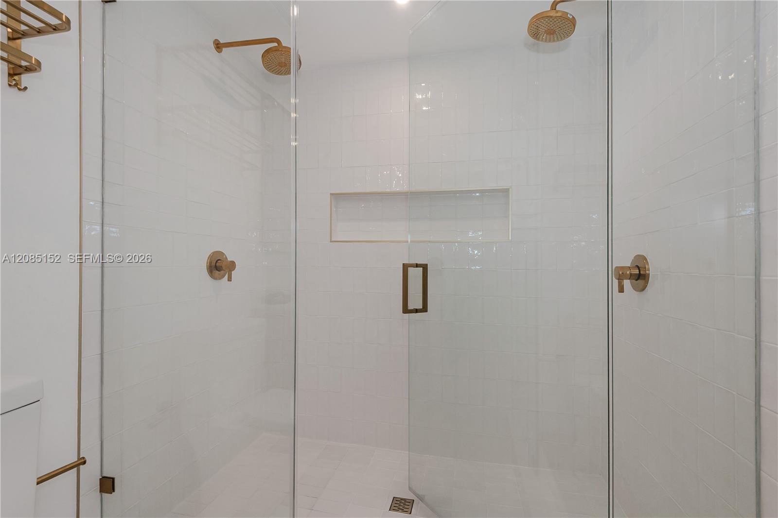 90 Ne 32nd Street 808 Property Photo 17