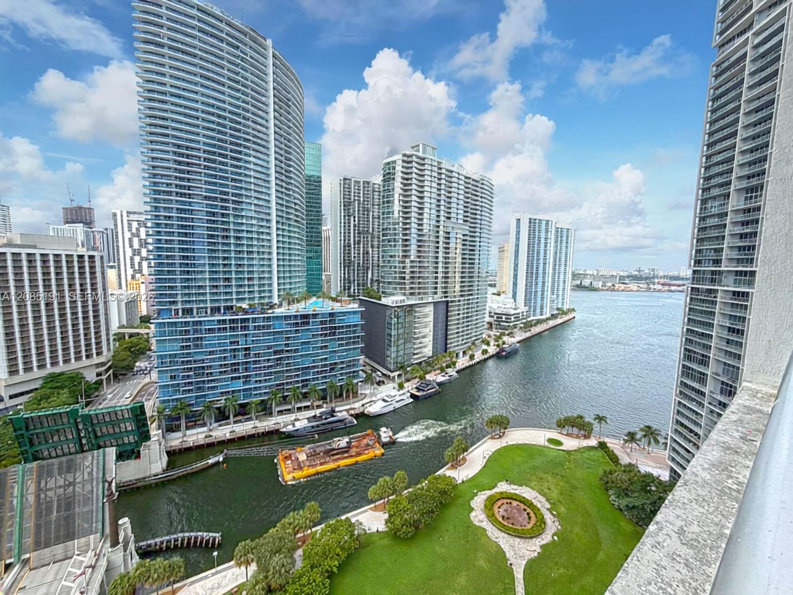 485 Brickell Avenue 2303 Property Photo 1