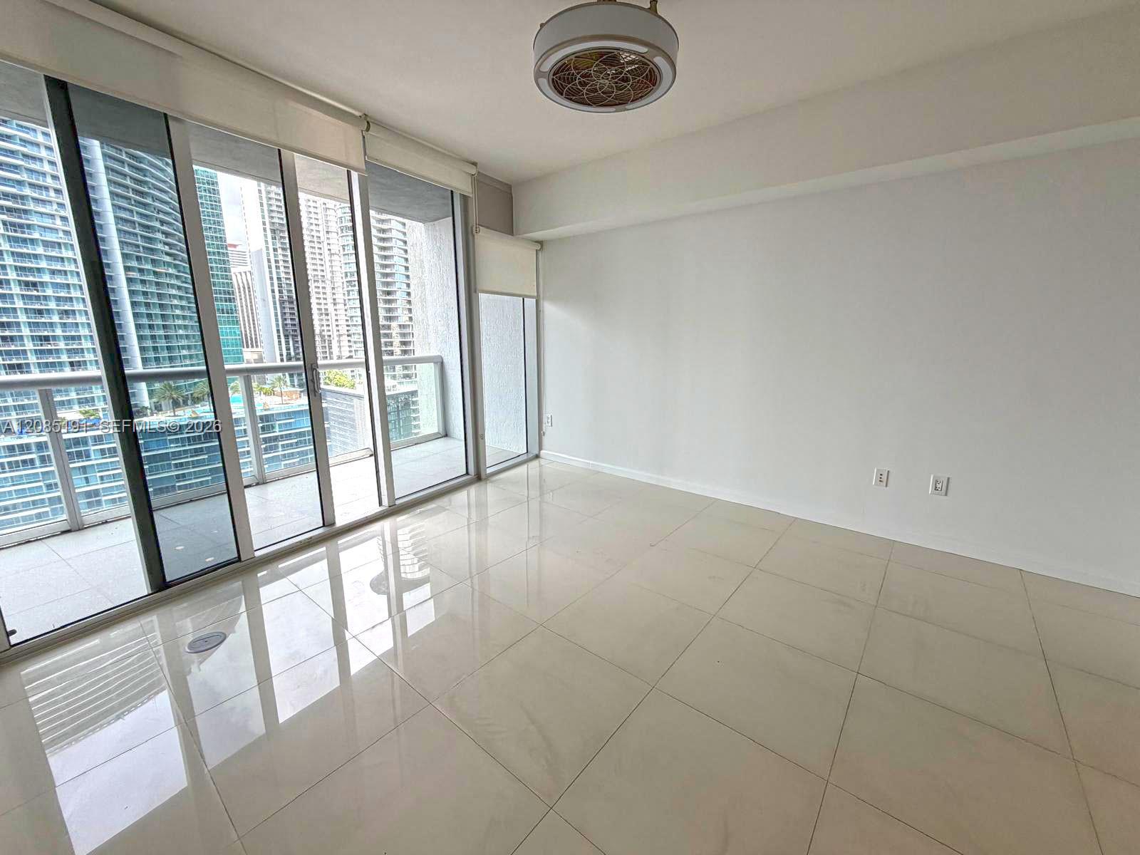485 Brickell Avenue 2303 Property Photo 9