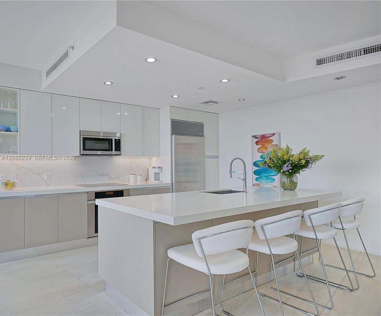 901 Brickell Key Boulevard 608 Property Photo 6