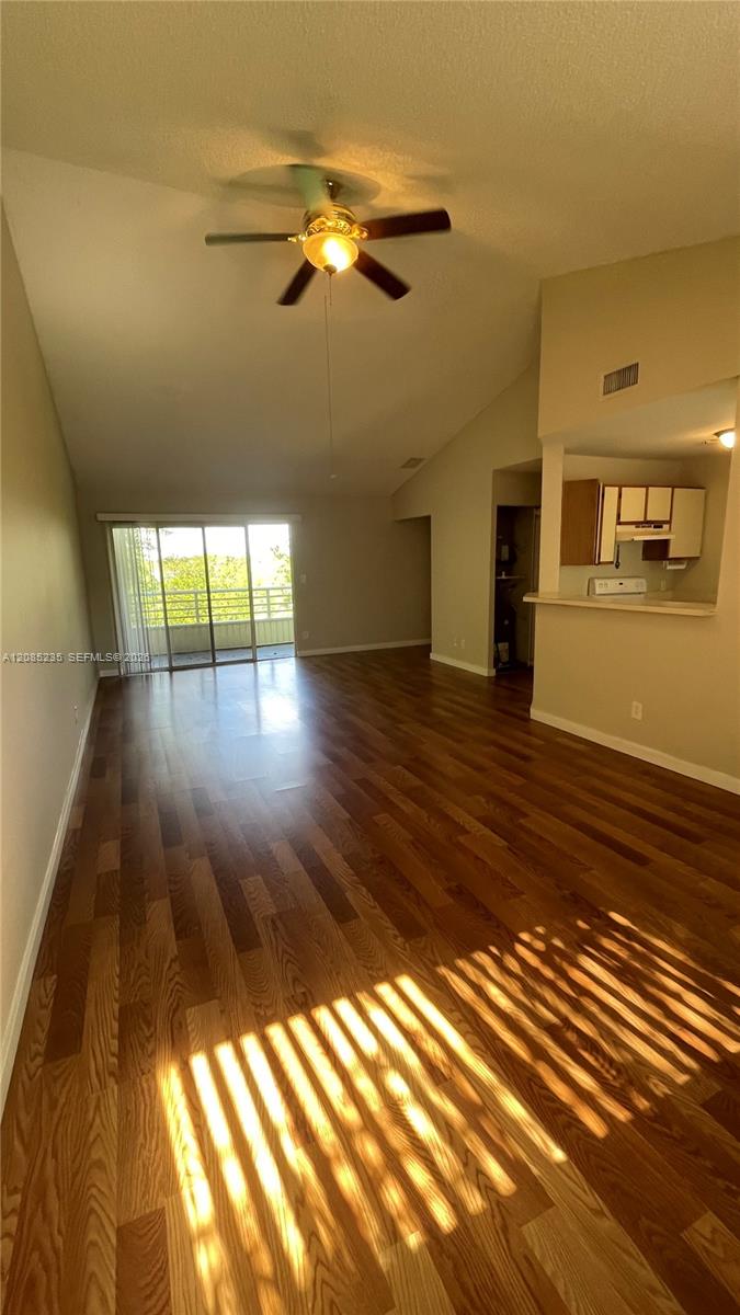 3429 Nw 44th Street 205 Property Photo 21