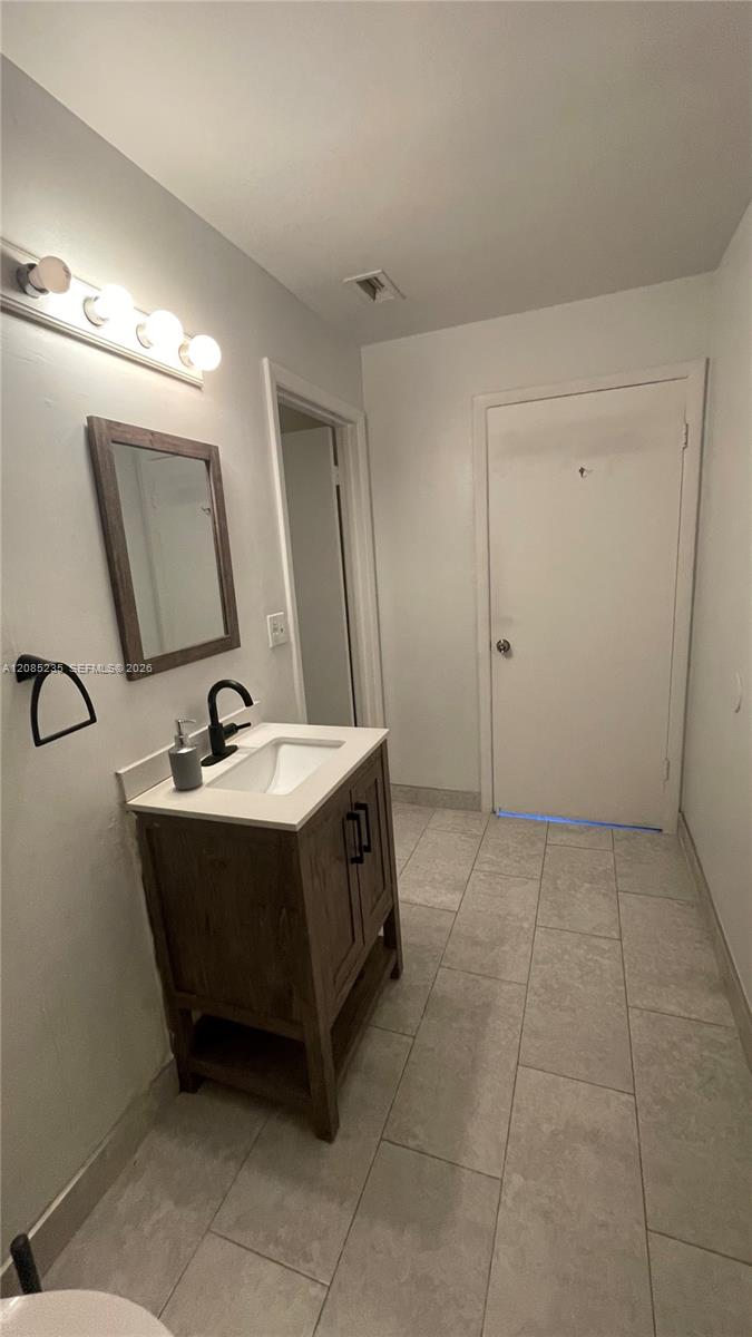3429 Nw 44th Street 205 Property Photo 39