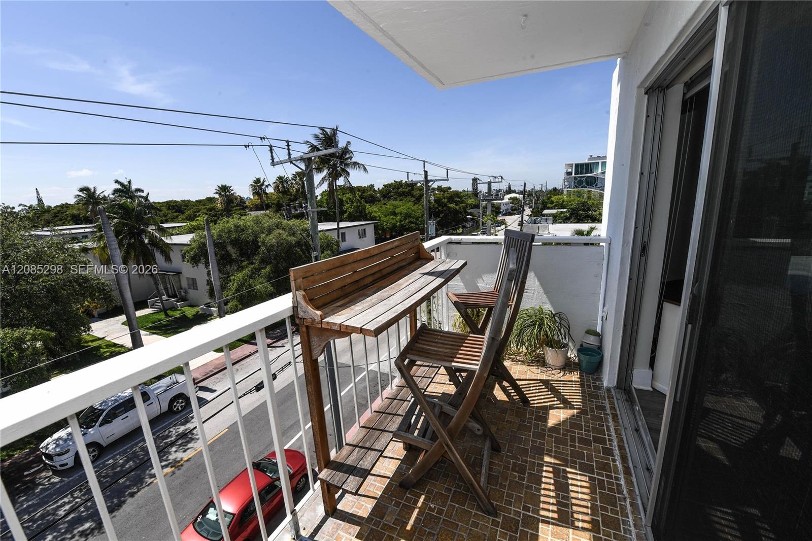 8305 Crespi Boulevard 4d Property Photo 11
