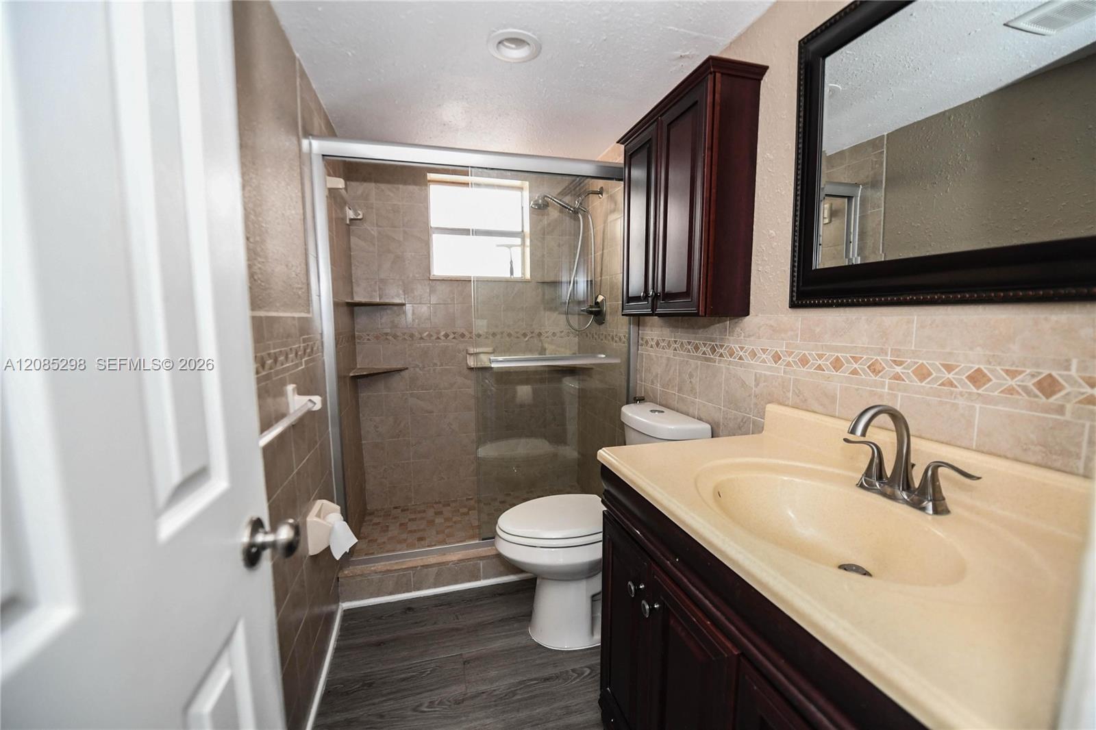 8305 Crespi Boulevard 4d Property Photo 19