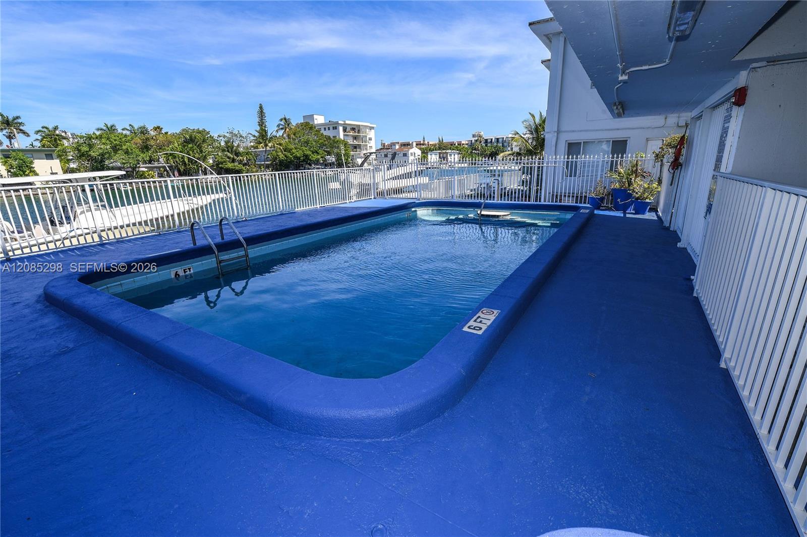 8305 Crespi Boulevard 4d Property Photo 23