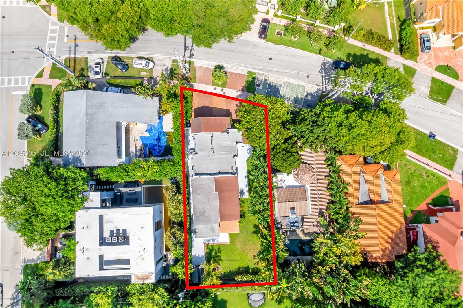 3719 Sheridan Avenue Property Photo 2