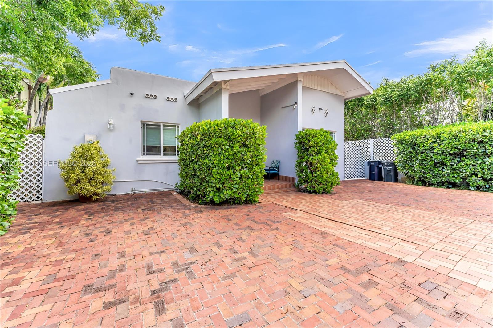 3719 Sheridan Avenue Property Photo 6