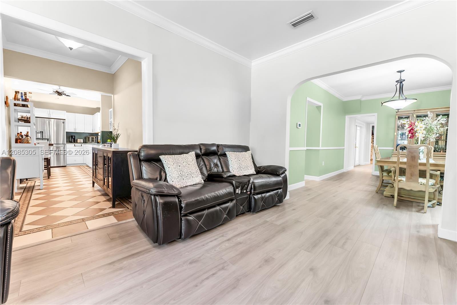 3719 Sheridan Avenue Property Photo 20