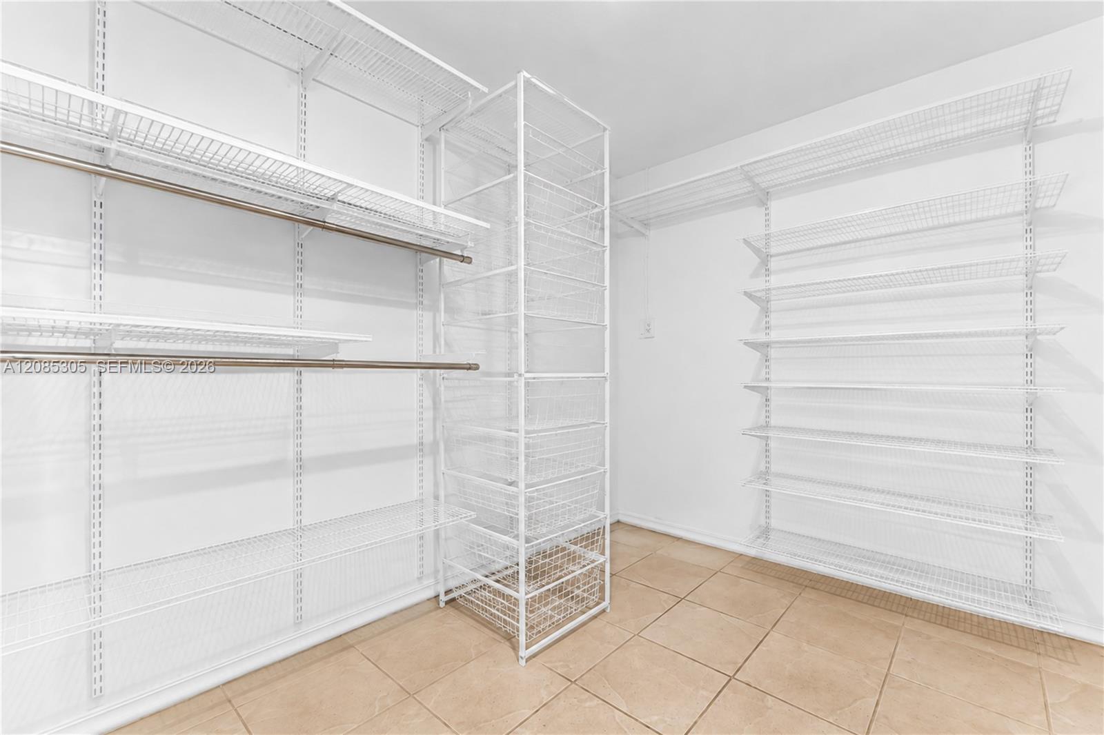 3719 Sheridan Avenue Property Photo 25