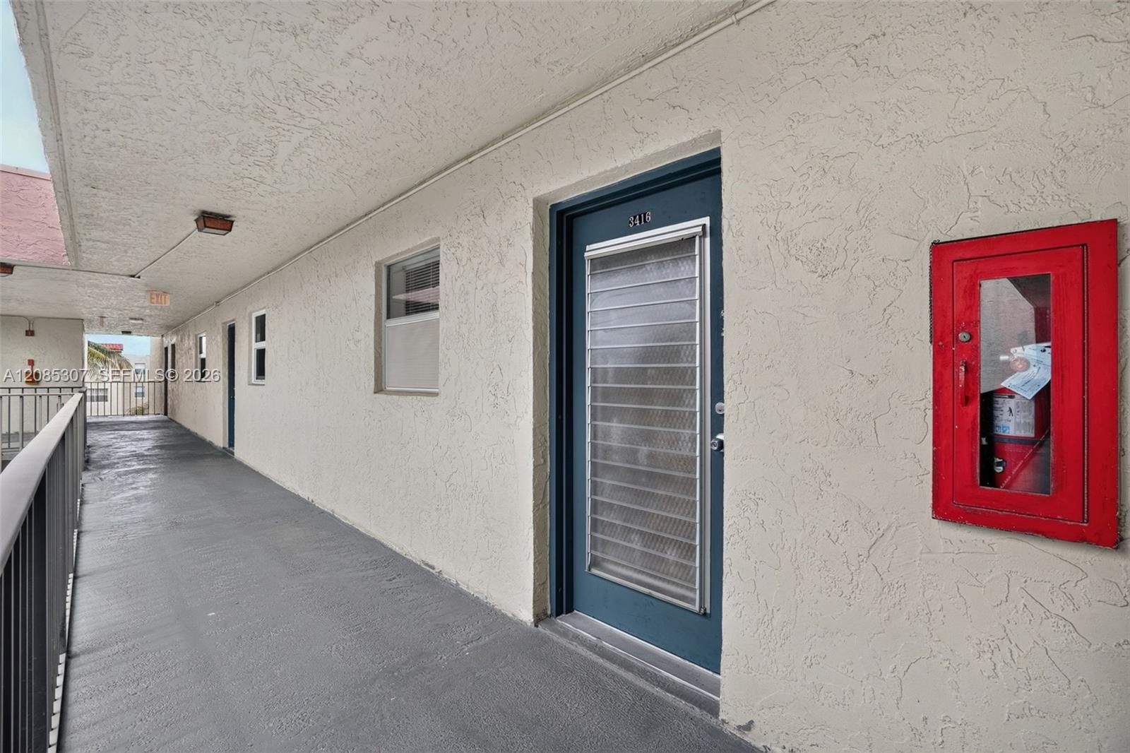 1820 Sw 81st Avenue 3416 Property Photo 2