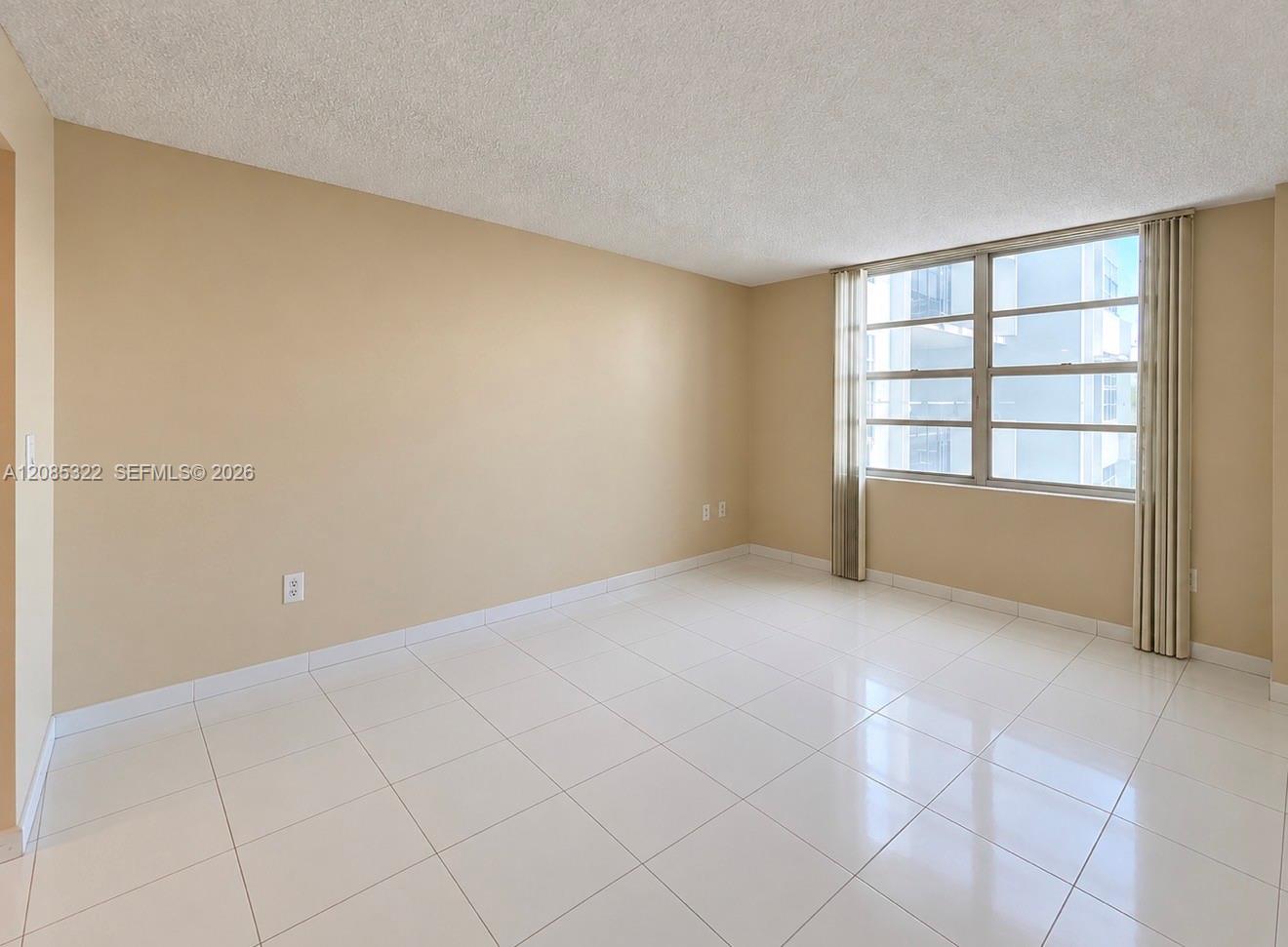 2750 Ne 183rd Street 601 Property Photo 1