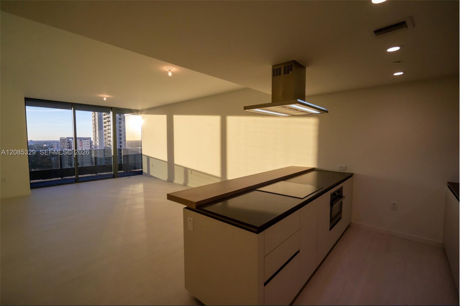 1000 Brickell Plaza 2106 Property Photo 1