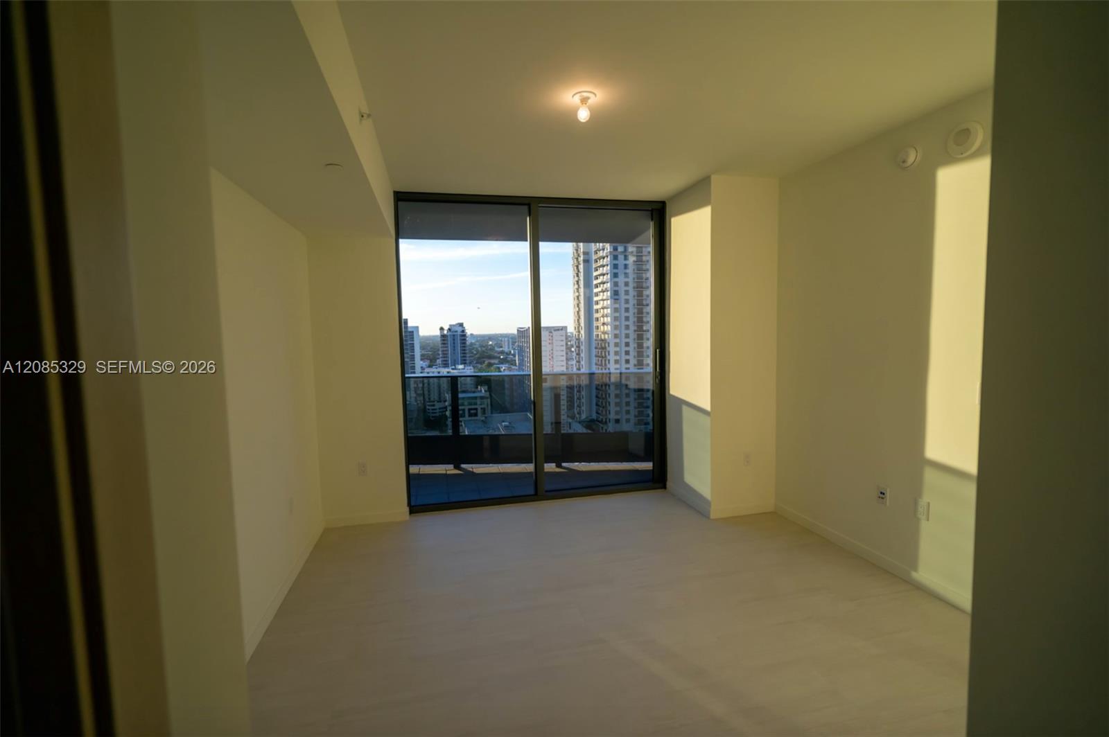 1000 Brickell Plaza 2106 Property Photo 7