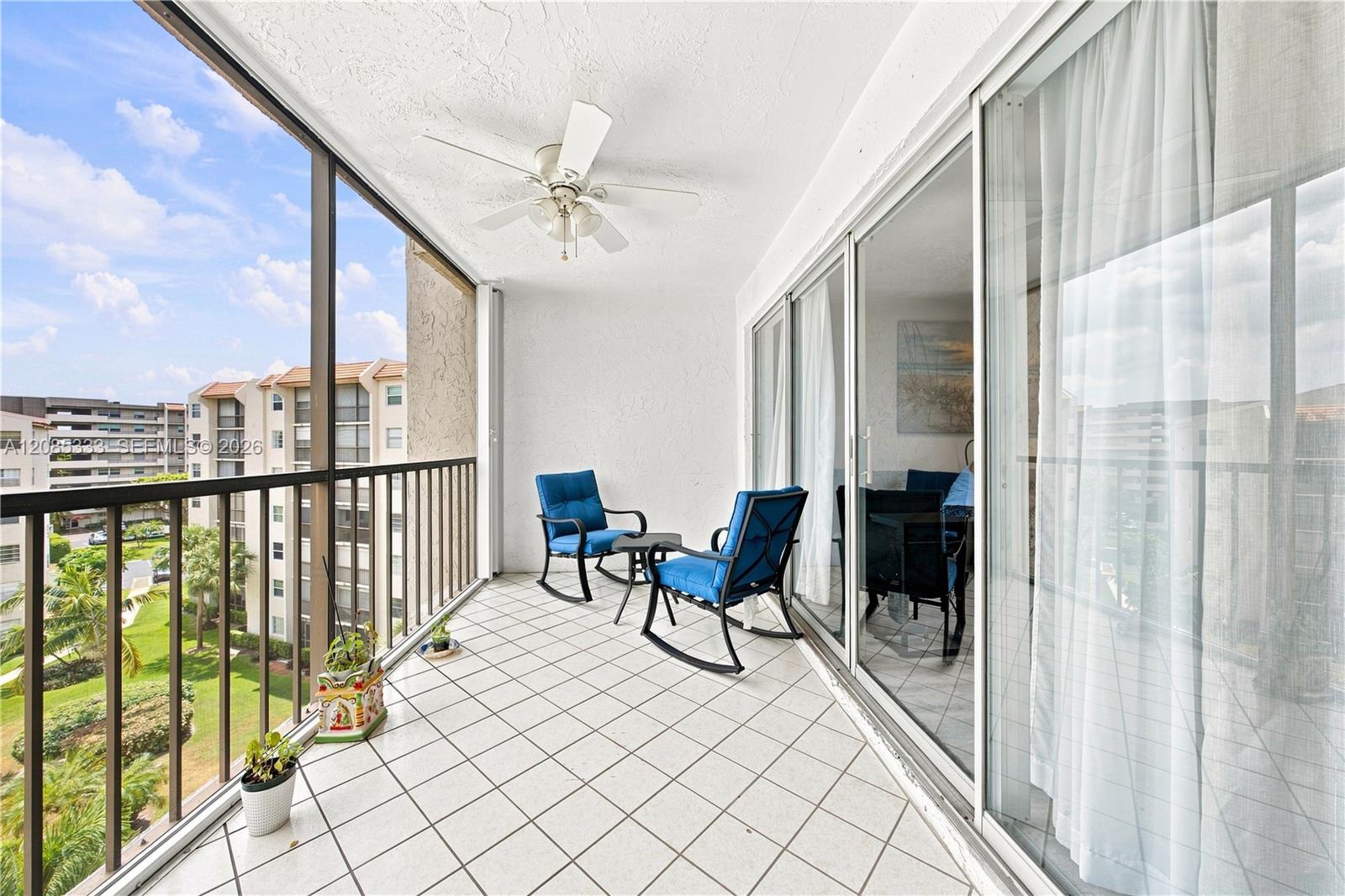 3930 Inverrary Boulevard 602-d Property Photo 7
