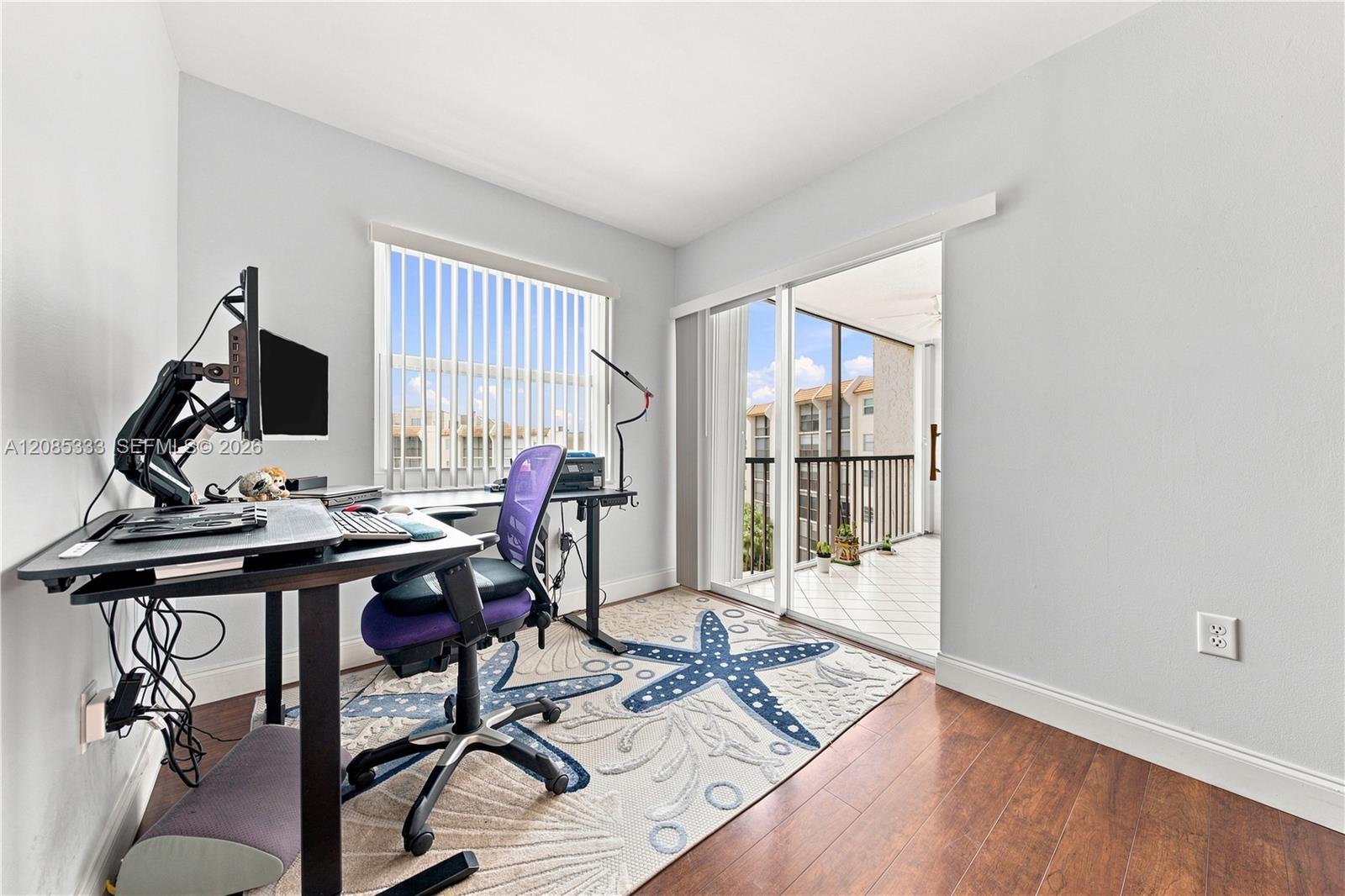 3930 Inverrary Boulevard 602-d Property Photo 14