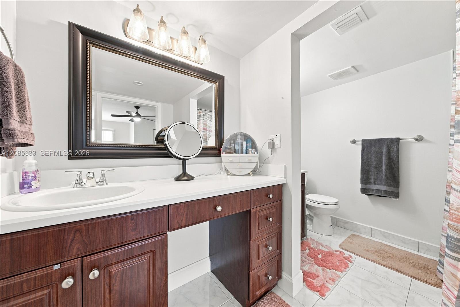 3930 Inverrary Boulevard 602-d Property Photo 16
