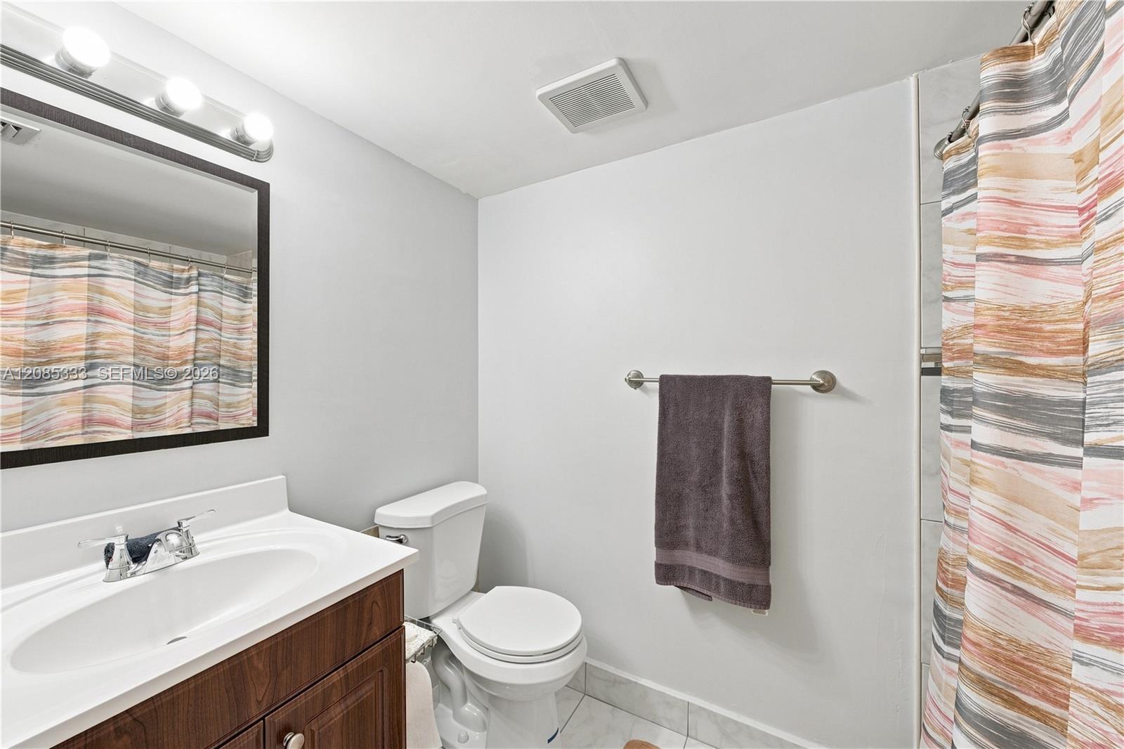 3930 Inverrary Boulevard 602-d Property Photo 17