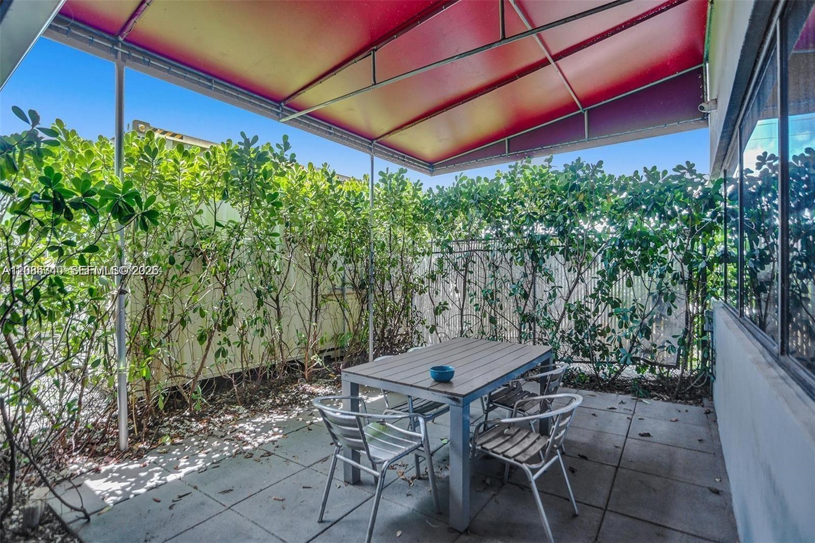 2870 Stirling Road Property Photo 19