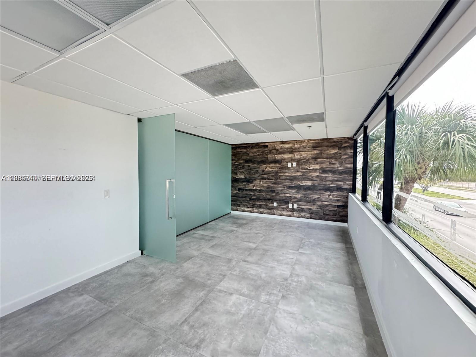 2870 Stirling Road Property Photo 30