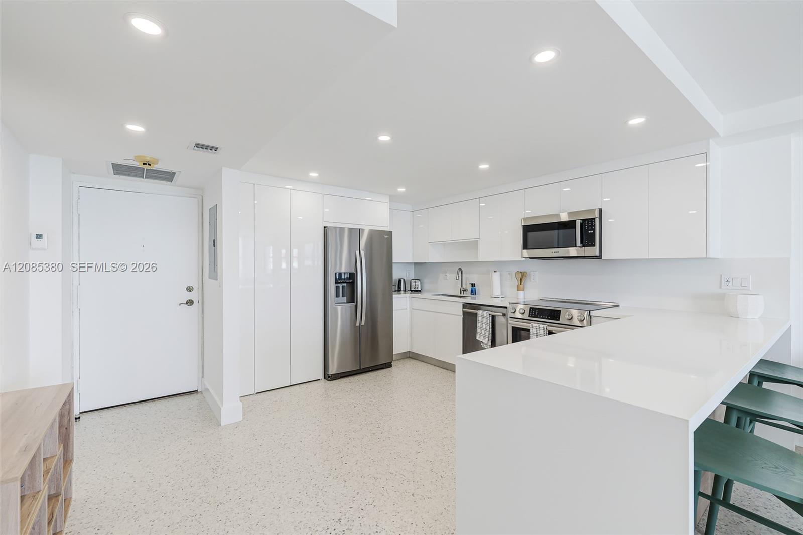 1865 Brickell Avenue A1911 Property Photo 2