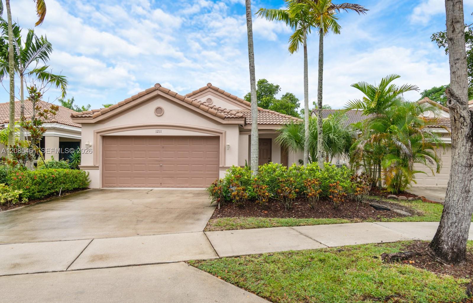 1211 Golden Cane Drive Property Photo 1