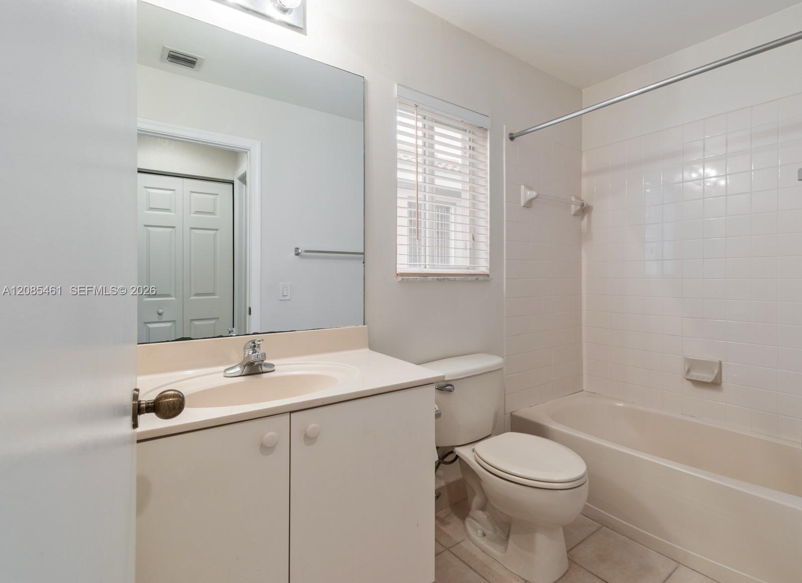 1211 Golden Cane Drive Property Photo 18