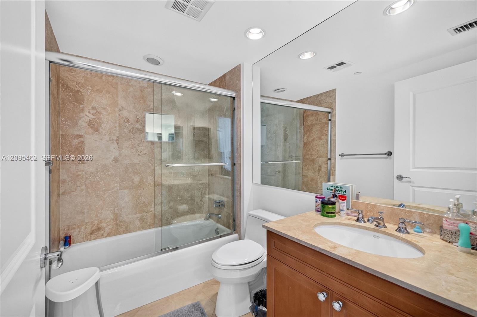 6000 Island Boulevard 2104 Property Photo 22