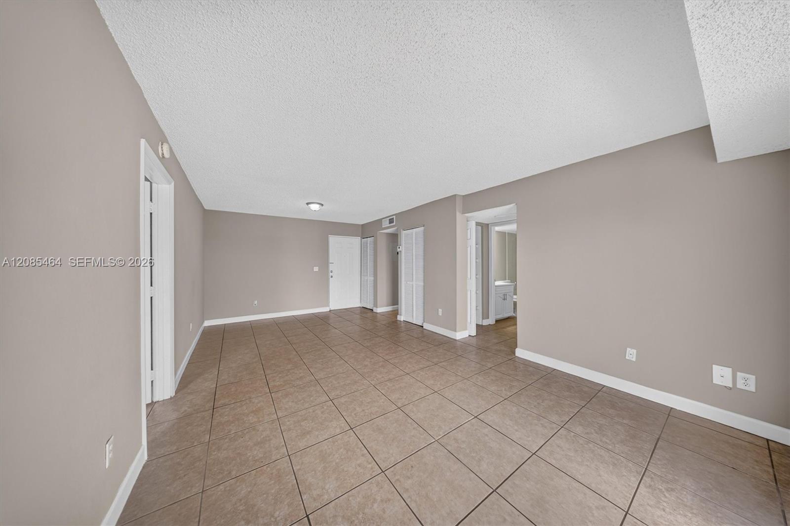 A12085464 Property Photo 5
