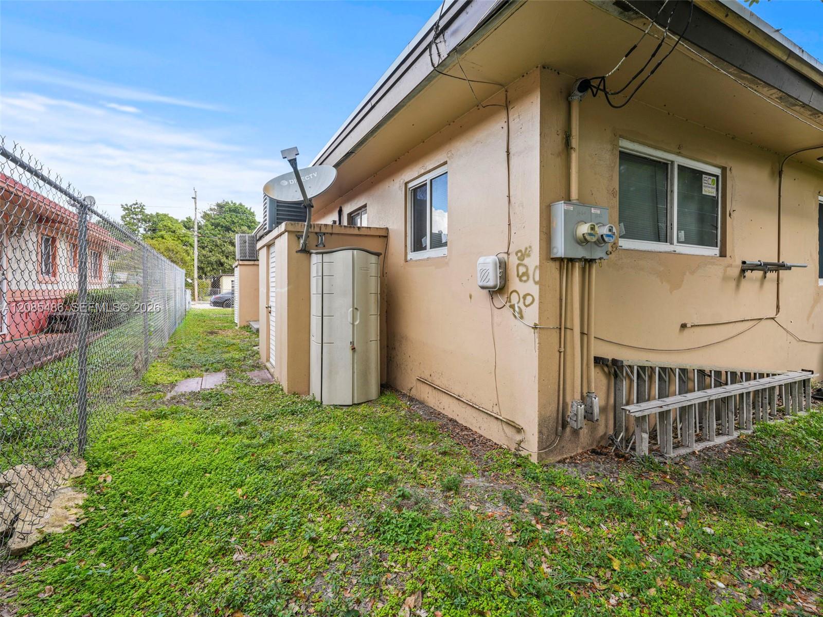 1460 Nw 52nd Street 2 Property Photo 7